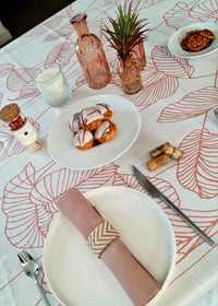 ROSE LEAVES TABLECLOTH| ROSE "LEAVES" TABLECLOTH| LEAVES TABLECLOTH