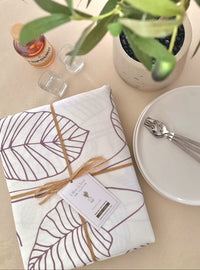BROWN LEAVES TABLECLOTH| BROWN "LEAVES" TABLECLOTH| LEAVES TABLECLOTH